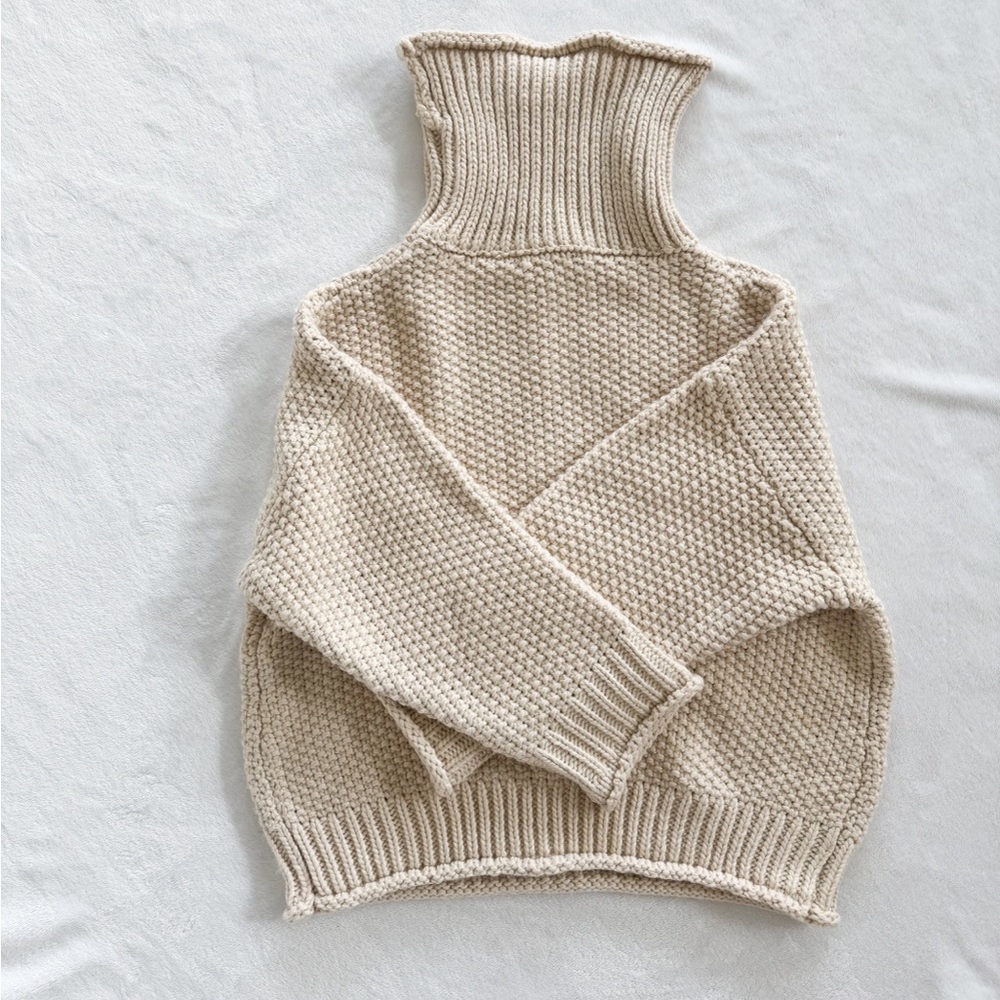 VICI sweater - image 1